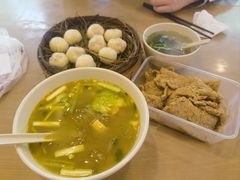 -佬钱湾仔(衣裳街店)