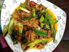 盐煎肉-口口香小吃店