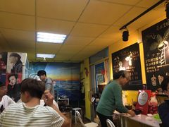 -志龙皇冠吃货椰子铺