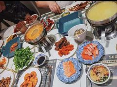 -金马门国际美食百汇(珞喻路店)