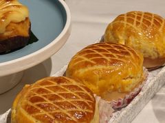 酥皮水牛奶菠萝包-陶陶居酒家(解放北路店)