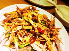 葱油手撕风味鸡-吕氏疙瘩汤·海鲜新鲁菜(凯德mall新都心店)