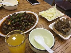 -鱼众不同·鸡公煲·烤全鱼(国顺路店)