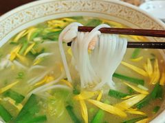 -桥香园云南过桥米线(金马碧鸡店)