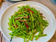 芦蒿炒茶干-苏帮袁Sue Cuisine(来福士店)