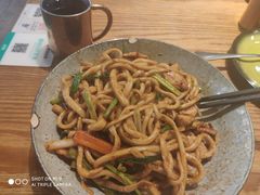 干煸拉条子-塔哈尔·新疆盛宴(城西银泰店)
