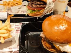 -The Habit Burger Grill 哈比特汉堡(复兴soho店)