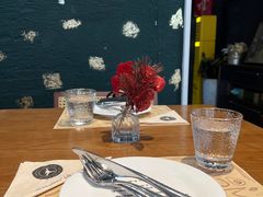 -Mark&Mars Restaurant