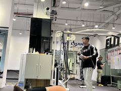 -汗水空间私教健身连锁(SM广场店)