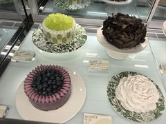 -潮一不贰·法式甜品·生日蛋糕·西式简餐(外滩店)