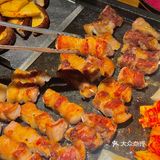 已经数不清和姐妹来过多少次的深夜烤肉