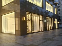 -ZARA(世贸天阶店)