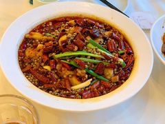 麻辣馋嘴蛙-鑫巴蜀小镇 · 水煮鱼专研店(玉桥店)