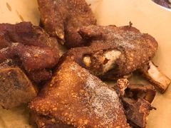 椒盐猪手-侬佳蒸菜馆(听潮店)