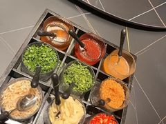 -鼎泰亨·海鲜牛肉餐厅(滨江店)
