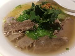 牛腩粉-龙记烧腊茶餐厅(常德路店)