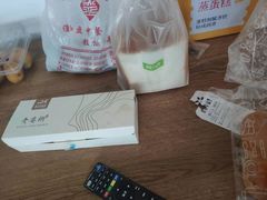 -皇冠幸福里动物奶油生日蛋糕(光谷软件园店)