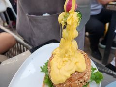 芝心牛肉汉堡-Let's burger&pasta·非常汉堡·融合西餐(蓝色港湾店)