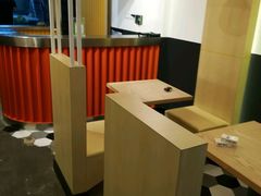-小蛮椒麻辣烫·麻辣拌(青浦宝龙店)