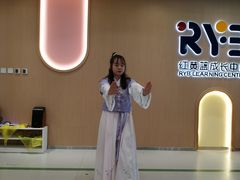 -红黄蓝成长中心(海淀上地店)