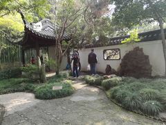 -汇龙潭