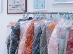 -布瑞琳洗衣(西堤红山店)