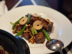 黑椒葱爆牛肉粒-杭州西子湖四季酒店·金沙厅