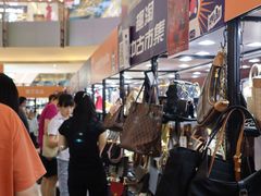 -宝龙城(杭州滨江店)