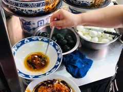 -何老二卤汁凉粉