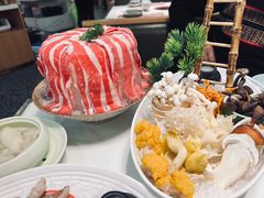 -洪氏嗨捞·猪肚鸡火锅(阳光天地店)