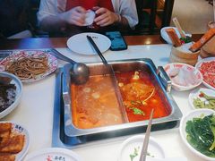 -重庆高老九火锅(虹桥天地店)