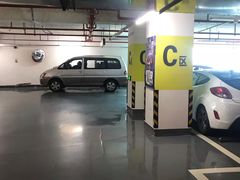 -189弄购物中心-地下停车场