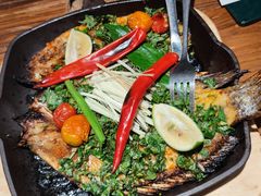 香茅草烤罗非鱼-云海肴·汽锅鸡·云南菜(美罗城店)