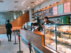 自助取餐区-星巴克臻选(广州高德置地秋广场店)