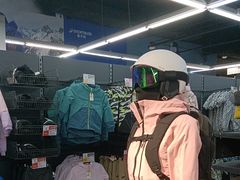 -迪卡侬(高新万达店)