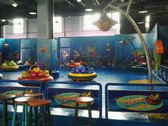 -蒙特利亲子乐园