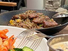 -F+轻食健身赋能空间(中华北路国贸商场店)