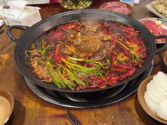 -黄潇洒老火锅(九眼桥宏济巷店)
