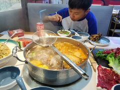 -潮汕酱记鲜牛肉火锅(欧尚店)