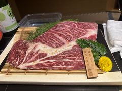 -山川小町·极番烧肉(新地假日广场店)