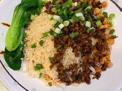 -张氏宽窄巷成都名小吃(茂业百货华强北店)