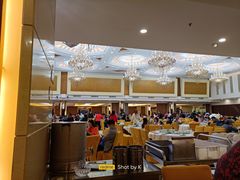 -东豪园林海鲜酒家(南港路辅路店)