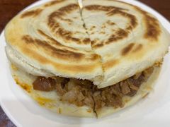 腊汁肉夹馍-汉思肴 热面皮(虬江路店)