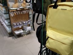-MUJI无印良品(滨江宝龙城店)