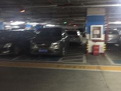 -万象城-停车场