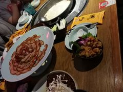 -三人行骨头王火锅(长寿店)