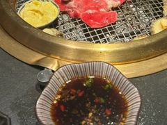 -铭牛烧肉·和牛海鲜自助(高新月牙湖店)