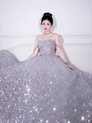 -莫小姐婚纱