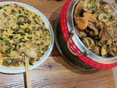 -东来菜馆•手抓海鲜家常菜•海鲜锅贴(鸽子窝店)