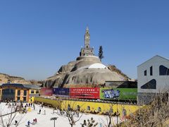 -采薇庄园四季滑雪场